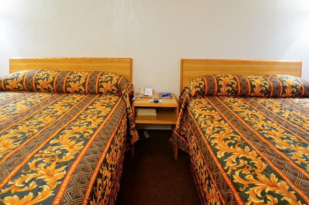 EZ 8 Motel San Jose II Habitación foto